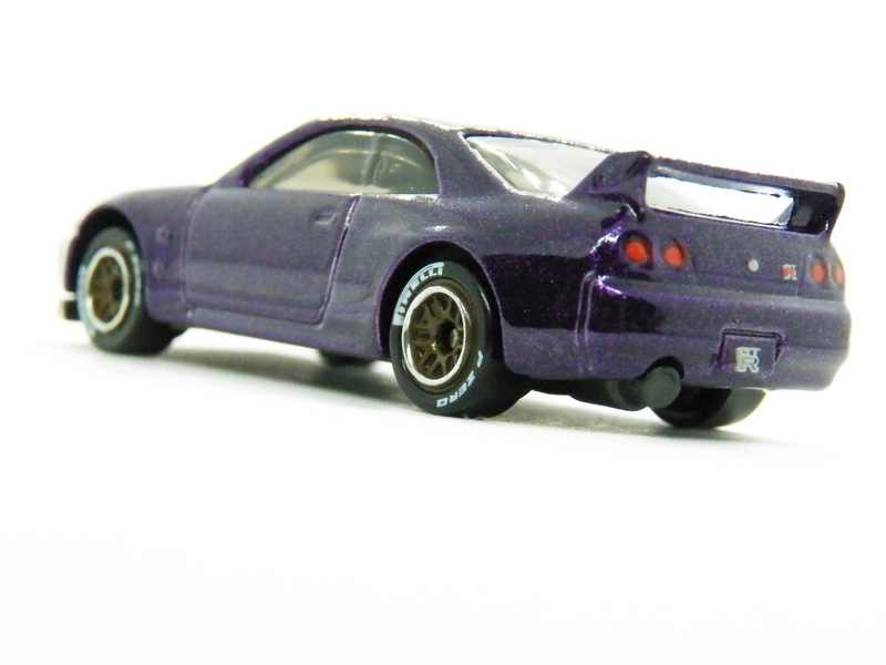 Illustration for article titled Skyline Wheelswap Hotwheels GT-R R33